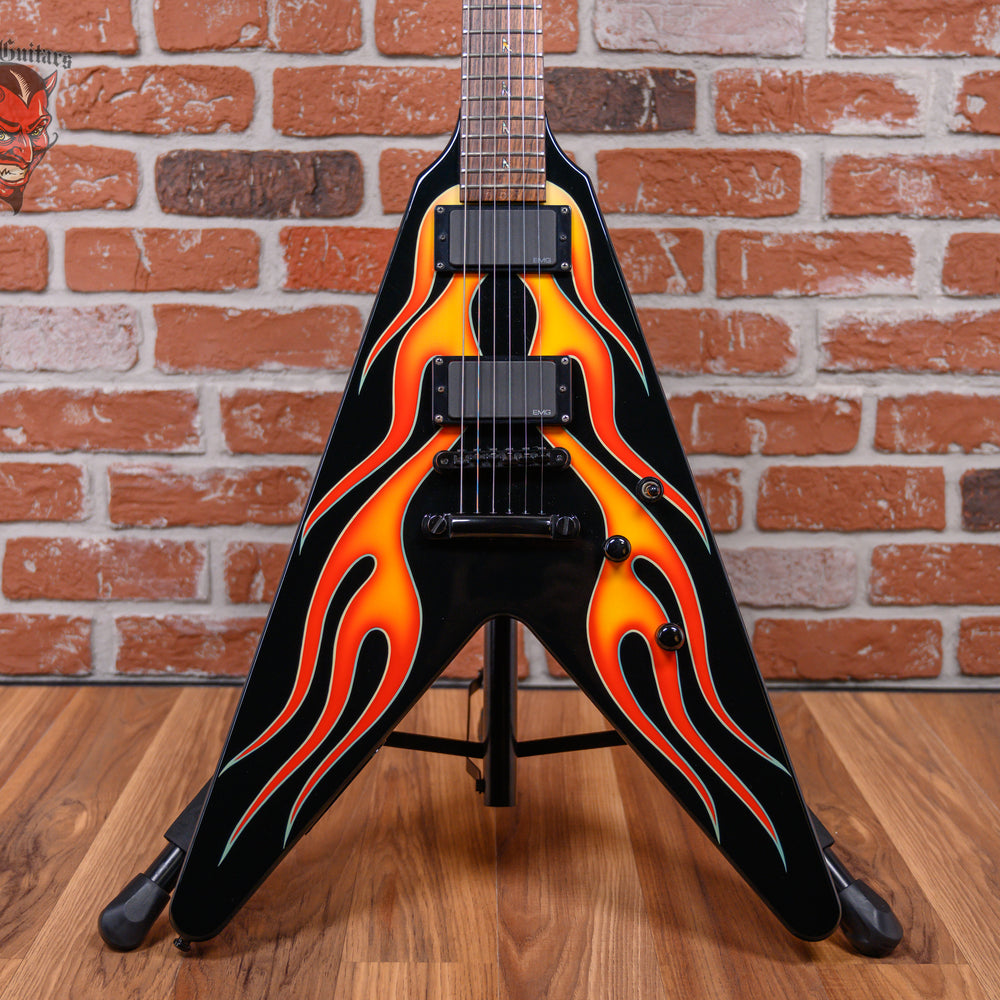 
                      
                        ESP Custom Shop James Hetfield JH-1 Black w/ Flame Graphic #003/200 Limited Edition 1997 w/OHSC
                      
                    