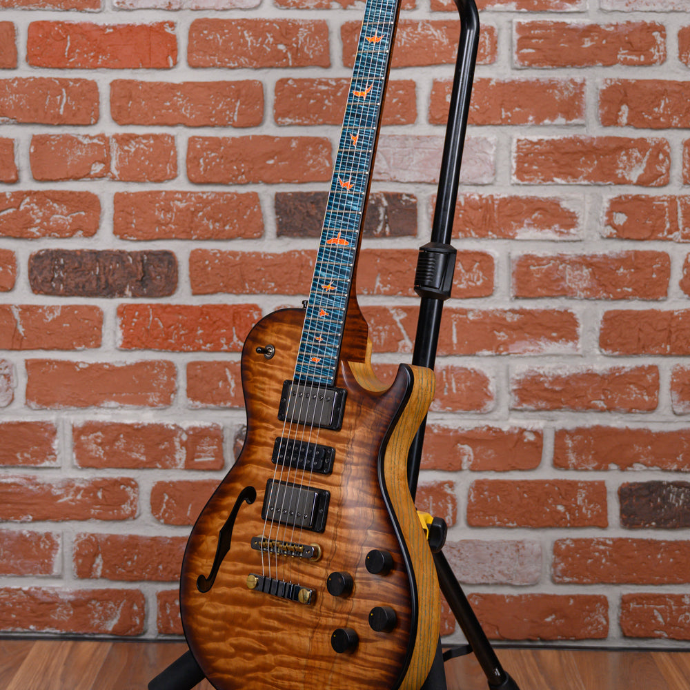 
                      
                        PRS Private Stock #9018 Singlecut 594 Semi-Hollow Roasted Figured Maple Natural Smoked Burst 2022 w/OHSC
                      
                    