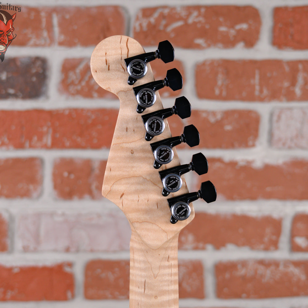 
                      
                        Charvel Custom Shop San Dimas 1H Vanilla Shake 2024 w/OHSC
                      
                    