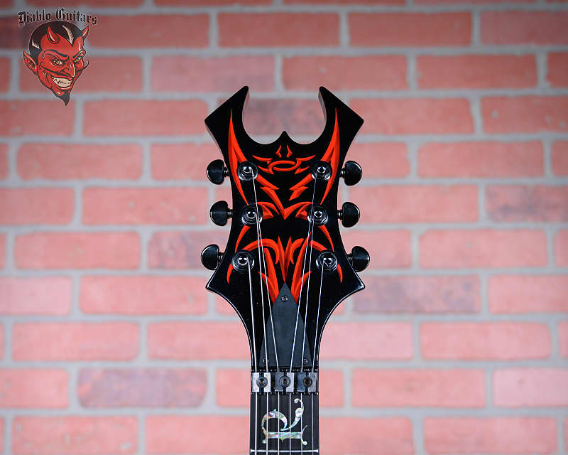 
                      
                        B.C. Rich USA Custom Shop KKV Kerry King 25th Anniversary V #4 of 25  Black with Red Tribal Graphics 2011 w/OHSC
                      
                    