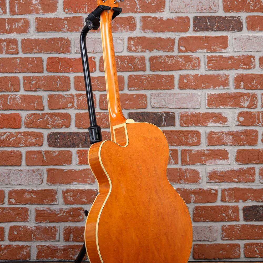 
                      
                        Gretsch G6120T-BSNV Brian Setzer Signature Nashville Hollow Body ‘59 Smoke with Bigsby Satin Orange Smoke 2025 w/OHSC
                      
                    
