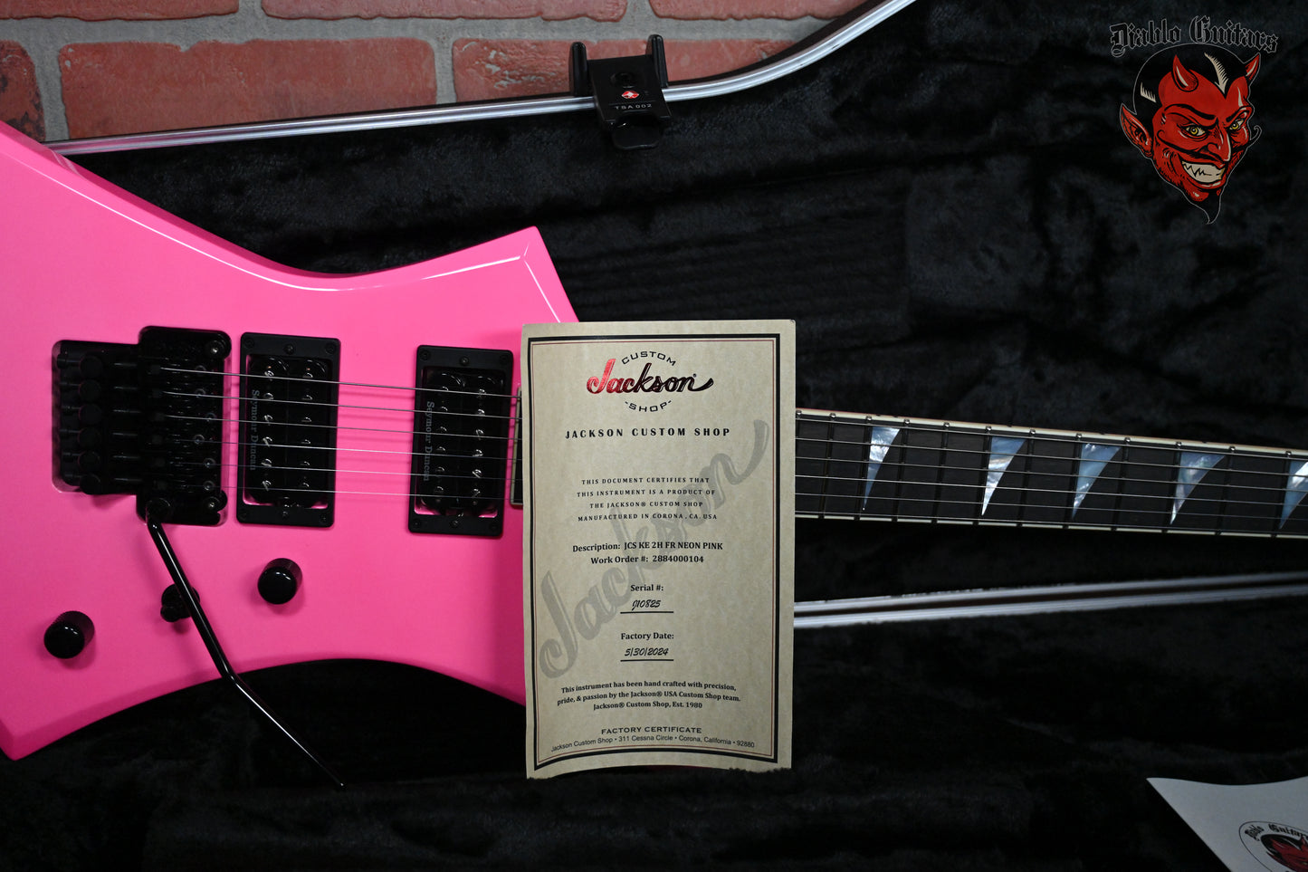 Jackson USA Custom Shop KE2 Kelly Neon Pink 2024 w/OHSC