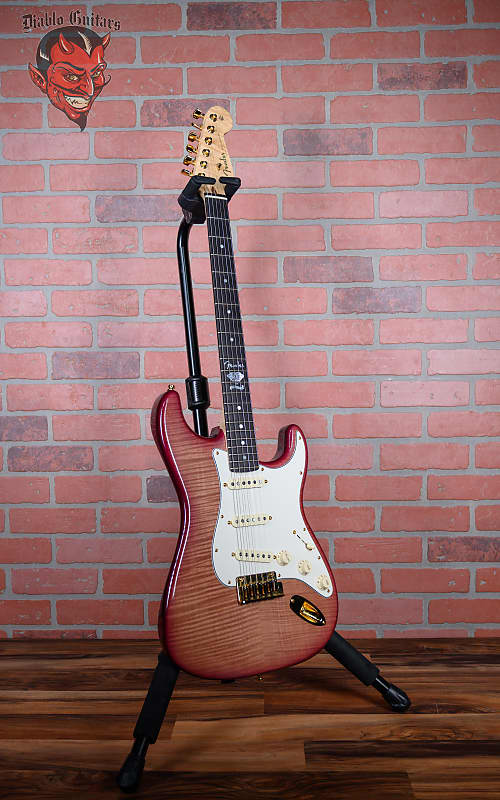 
                      
                        Fender Custom Shop 60th Anniversary Presidential Stratocaster AAA Flame Maple Top Wine Red Stain 2006 w/OHSC
                      
                    