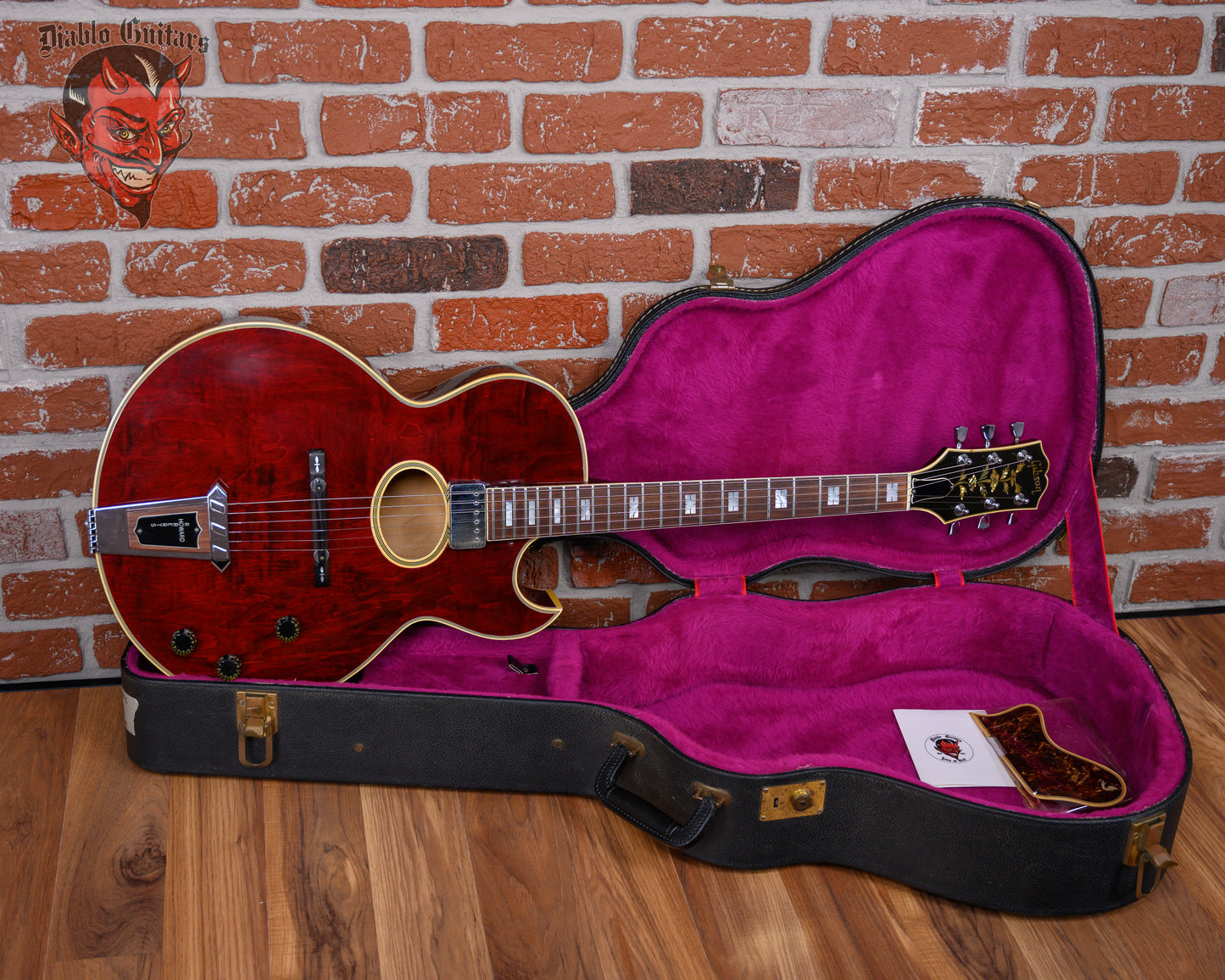 Gibson Howard Roberts Custom Wine Red 1978 w/Hardshell Case