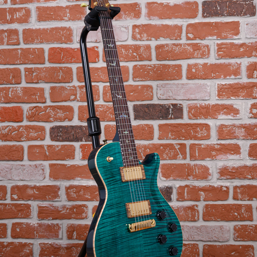 
                      
                        PRS Artist Package Single Cut Flame Maple Top Translucent Turquoise 2001 w/OHSC
                      
                    
