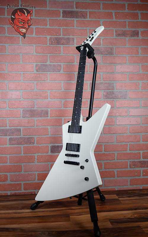 
                      
                        ESP MX-250 Custom Snow White 2020 w/OHSC
                      
                    