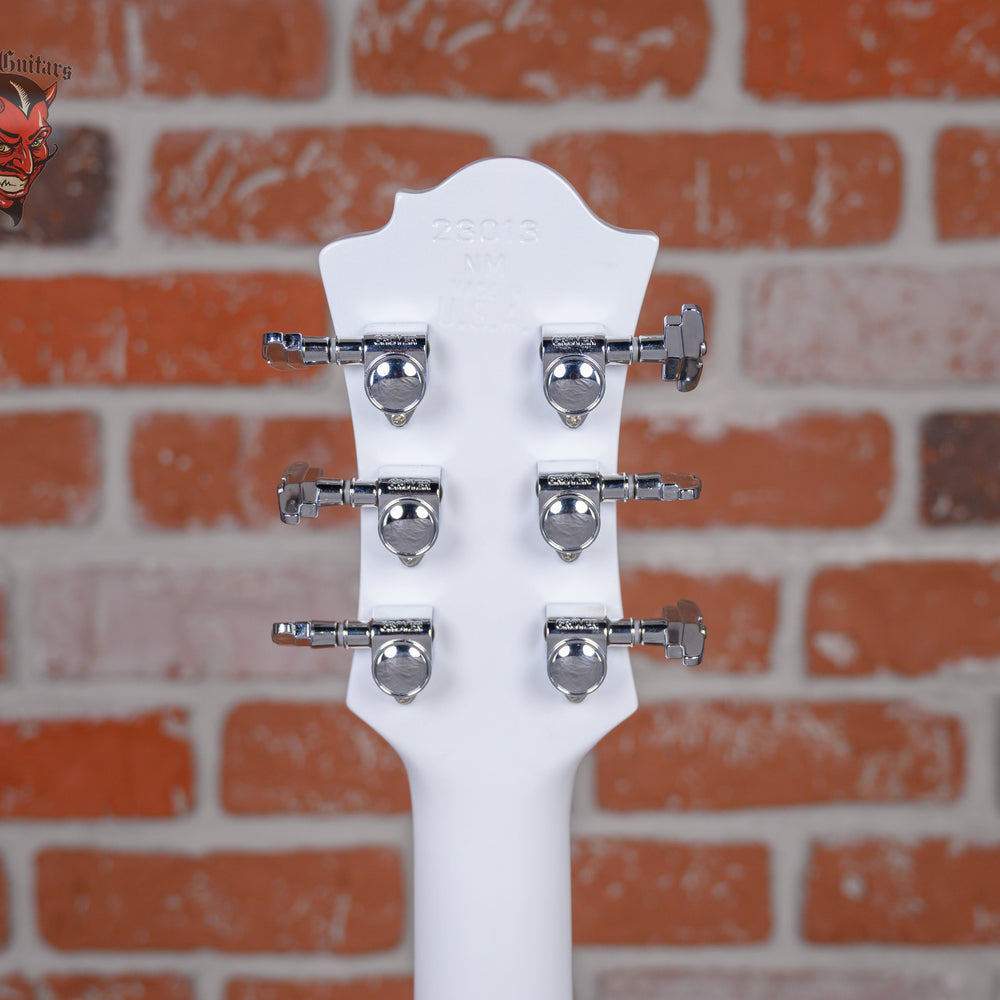 
                      
                        B.C. Rich USA Rich Bich Standard Glitter Rock White Built by Neal Moser in 2023 w/OHSC
                      
                    