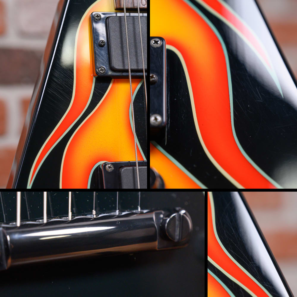 
                      
                        ESP Custom Shop James Hetfield JH-1 Black w/ Flame Graphic #003/200 Limited Edition 1997 w/OHSC
                      
                    
