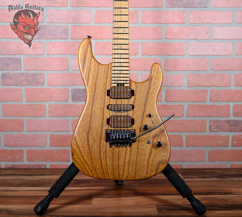 Charvel Guthrie Govan USA Signature HSH Caramelized Ash Natural 2023 w/OHSC