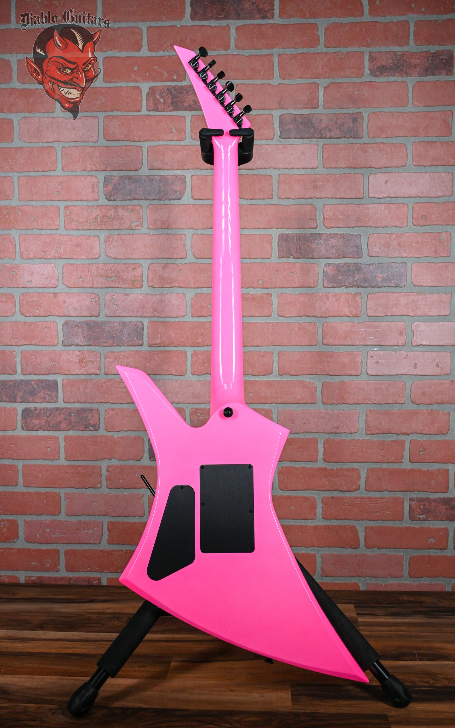 Jackson USA Custom Shop KE2 Kelly Neon Pink 2024 w/OHSC