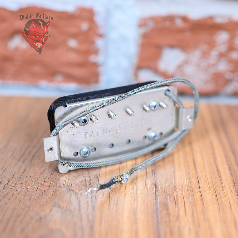 
                      
                        Gibson 490R 1990's - Black Bobbins Patent Number Stamped Neck Pickup
                      
                    