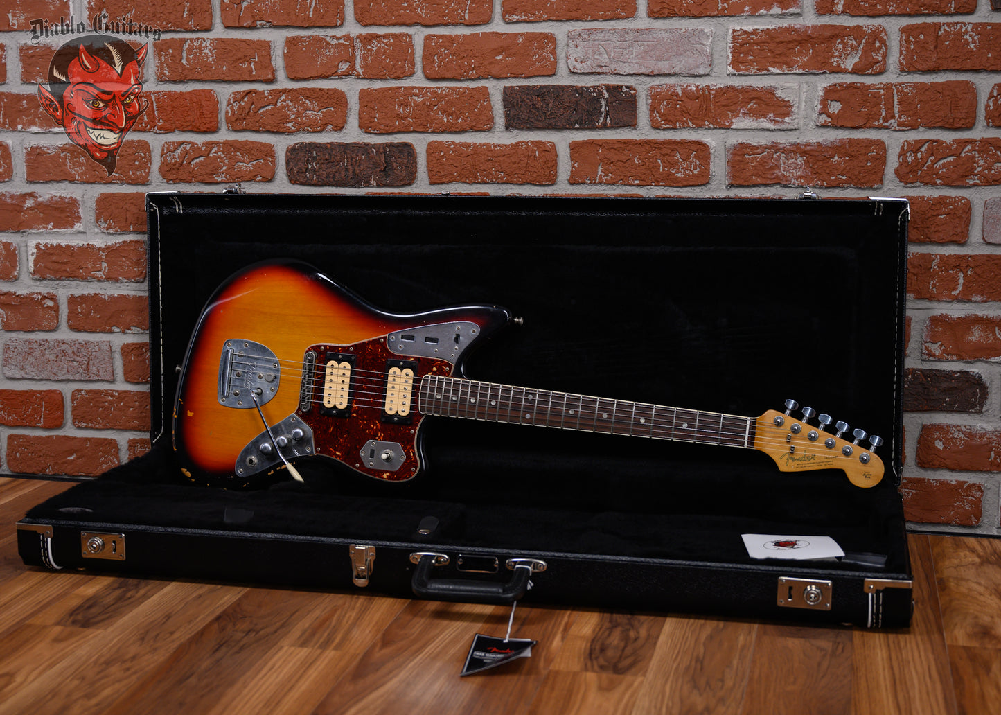 Fender Artist Series Kurt Cobain Road Worn Jaguar 3-Color Sunburst Relic 2011 w/OHSC