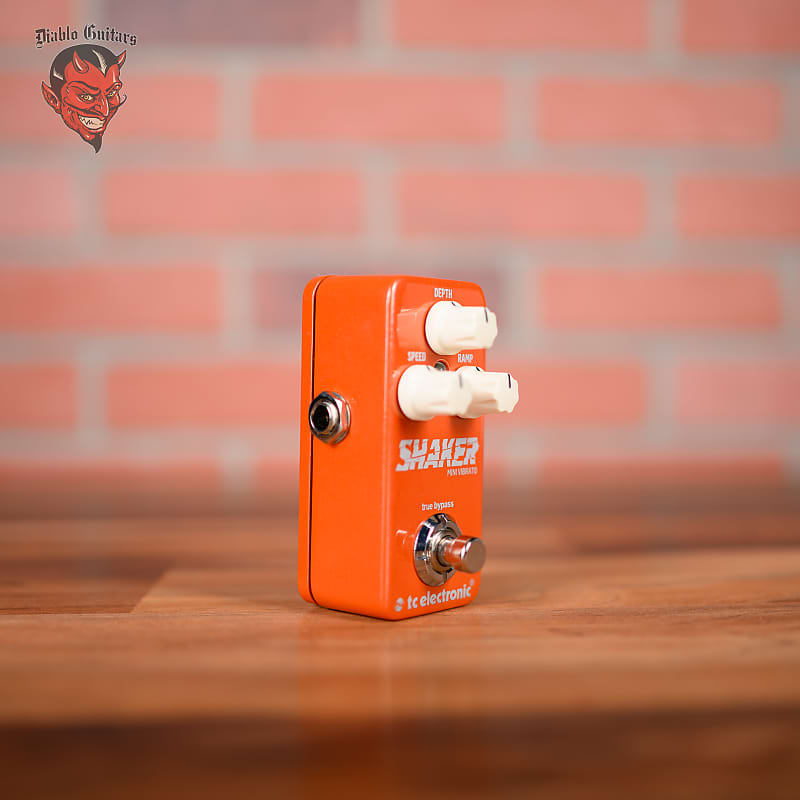 TC Electronic Shaker Mini Vibrato Orange
