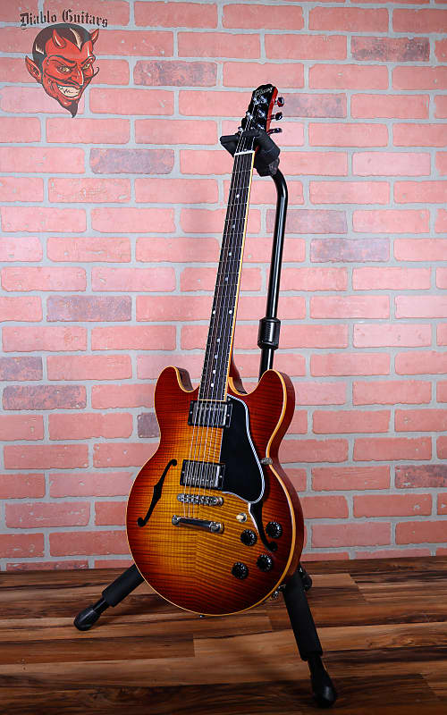 Gibson Custom Art And Historic ES-336 Flame Maple Top in Sunburst 1997 w/OHSC