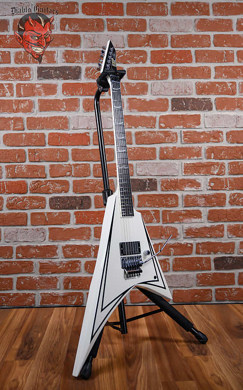 
                      
                        ESP Signature Series Alexi Laiho Scythe Custom White with Black Pinstripes 2024 w/OHSC
                      
                    