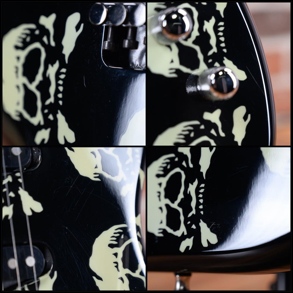 
                      
                        ESP Signature Series Michael Wilton Standard Black with Glow in the Dark Skulls Graphic 2012 w/OHSC
                      
                    