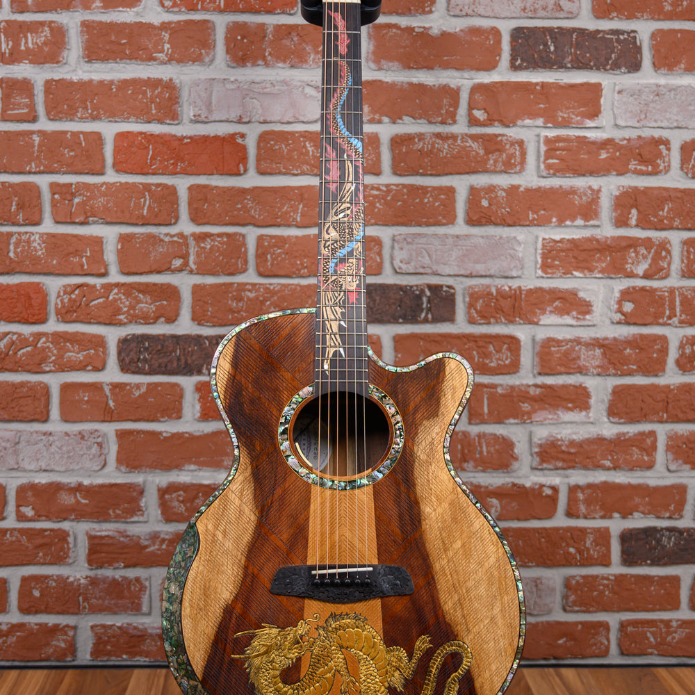 
                      
                        Blueberry Grand Concert Dragon Motif Acoustic Natural 2023 w/OHSC
                      
                    