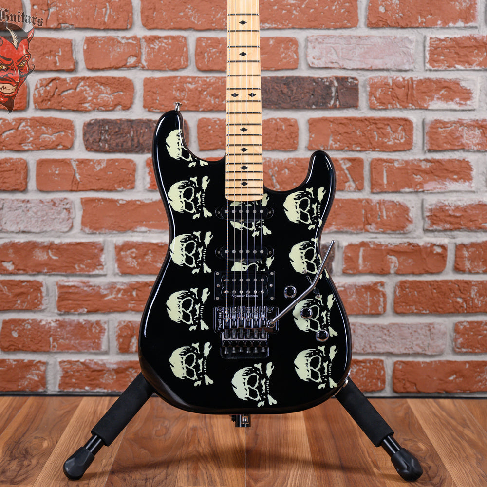 
                      
                        ESP Signature Series Michael Wilton Standard Black with Glow in the Dark Skulls Graphic 2012 w/OHSC
                      
                    