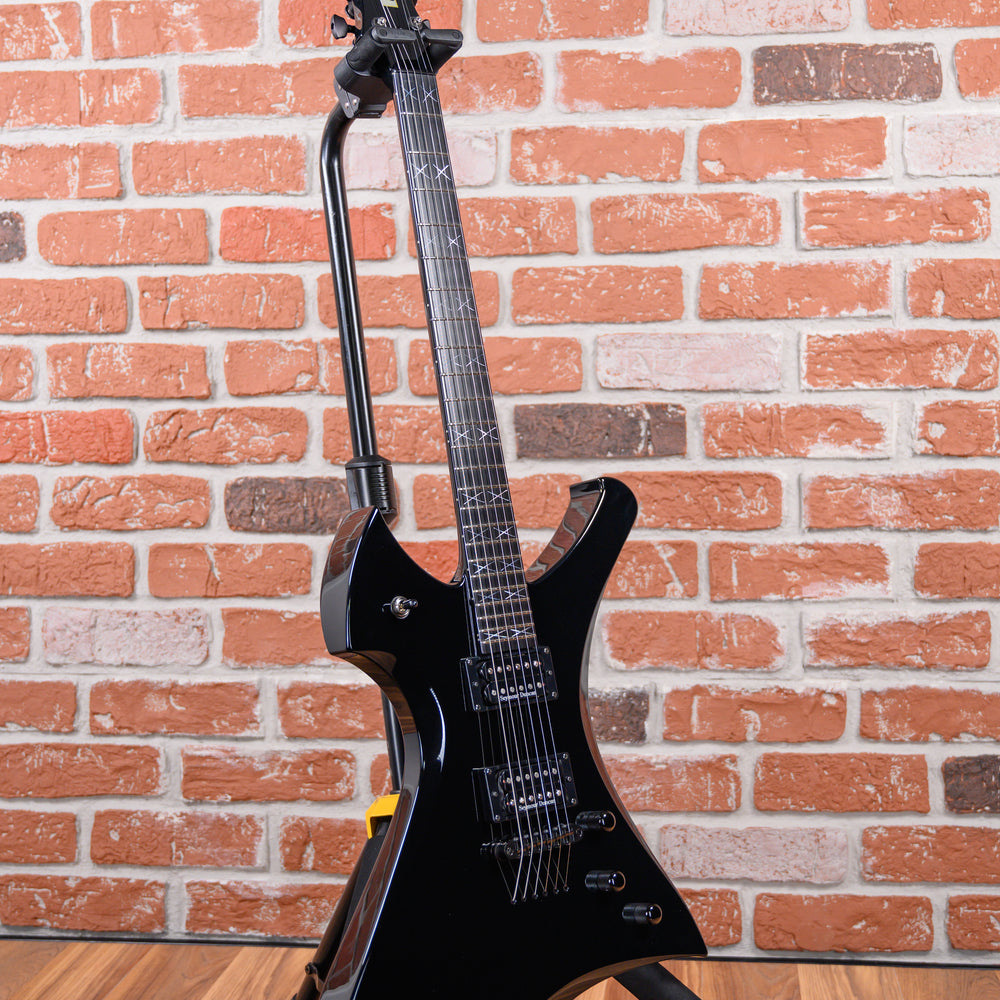 
                      
                        ESP Custom Shop Dave Mustaine Signature Axxion Prototype Black Japan 2004 w/OHSC
                      
                    