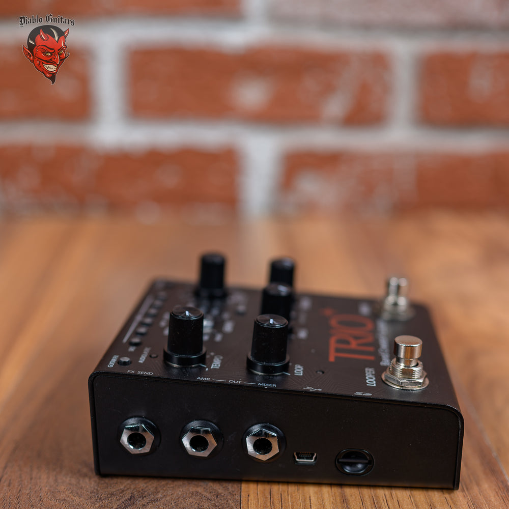 
                      
                        DigiTech TRIO Plus Band Creator + Looper Black
                      
                    