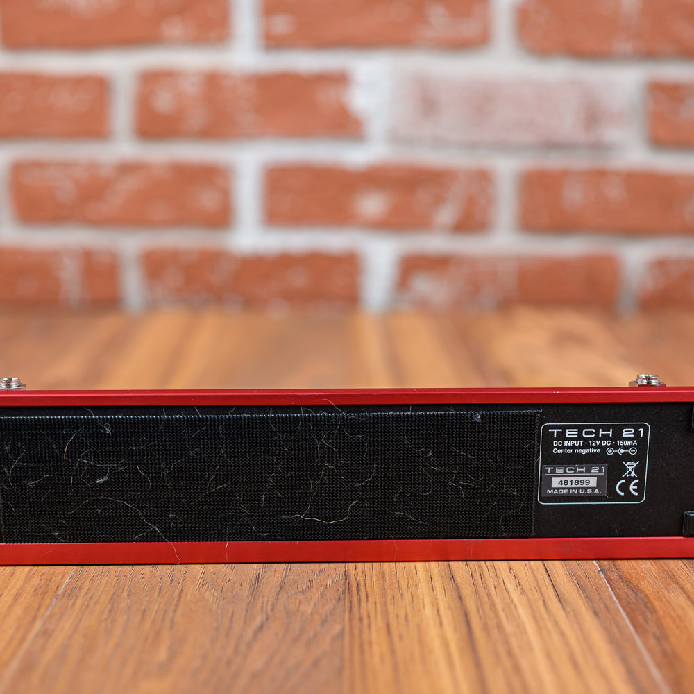 
                      
                        Tech 21 Richie Kotzen Fly Rig RK5 v1 - Red
                      
                    