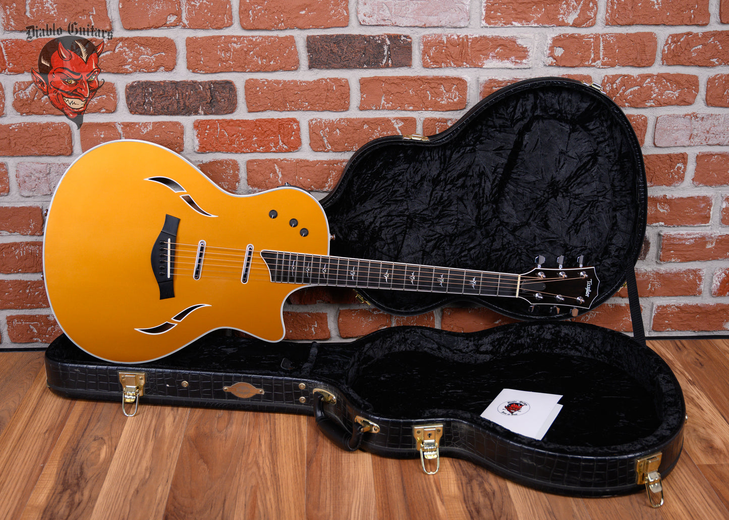 Taylor Limited Edition T5-C Aztec Gold 2006 w/OHSC