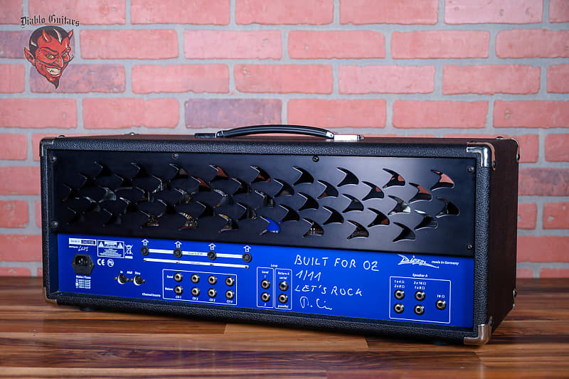 
                      
                        Diezel VH4 4-Channel 100-Watt Guitar Head 2011 Blue Panel Black Tolex Blueface Reissue - Adam Jones
                      
                    