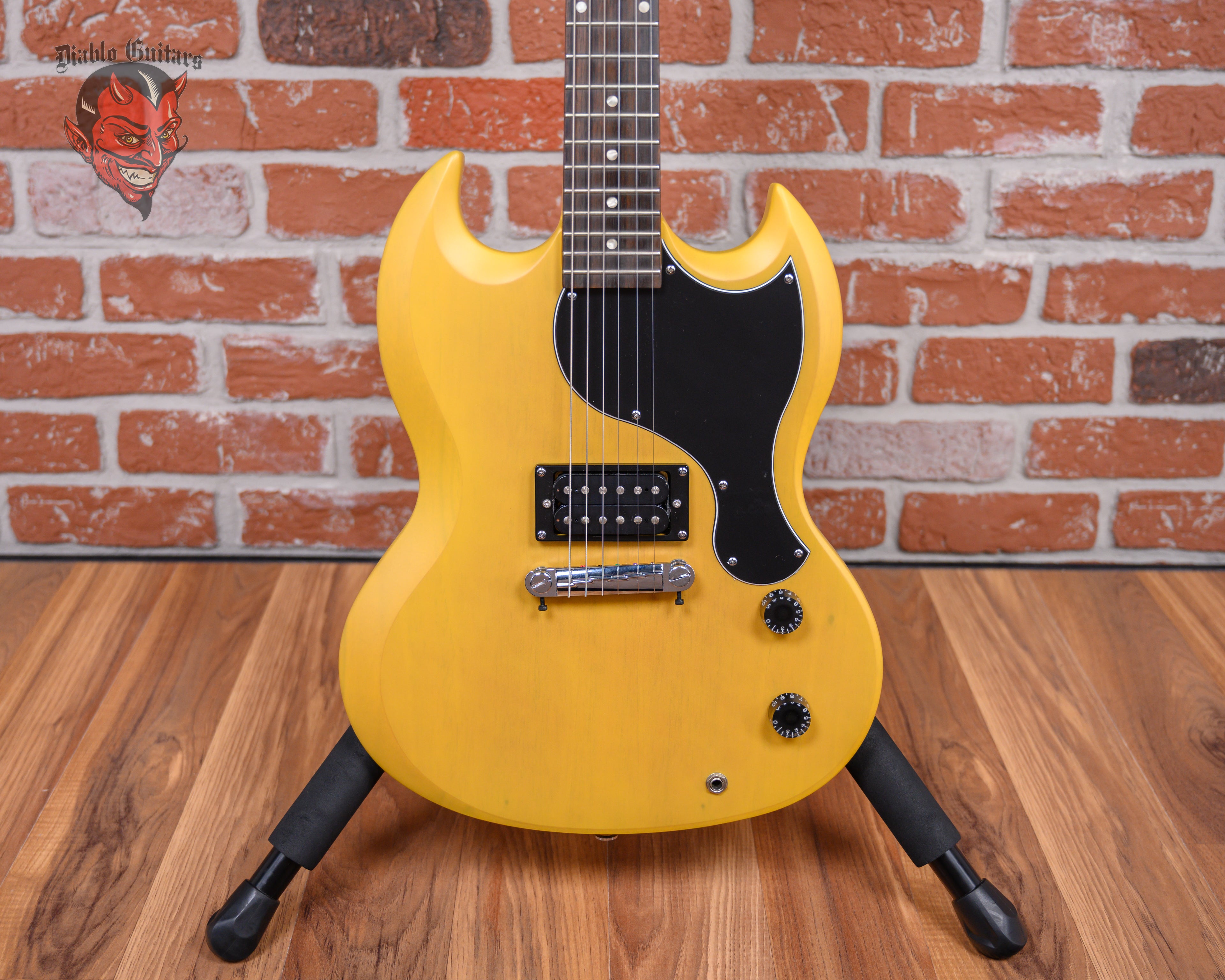 Epiphone SG Junior Worn TV Yellow 2012 w/Gigbag – Diablo Guitars