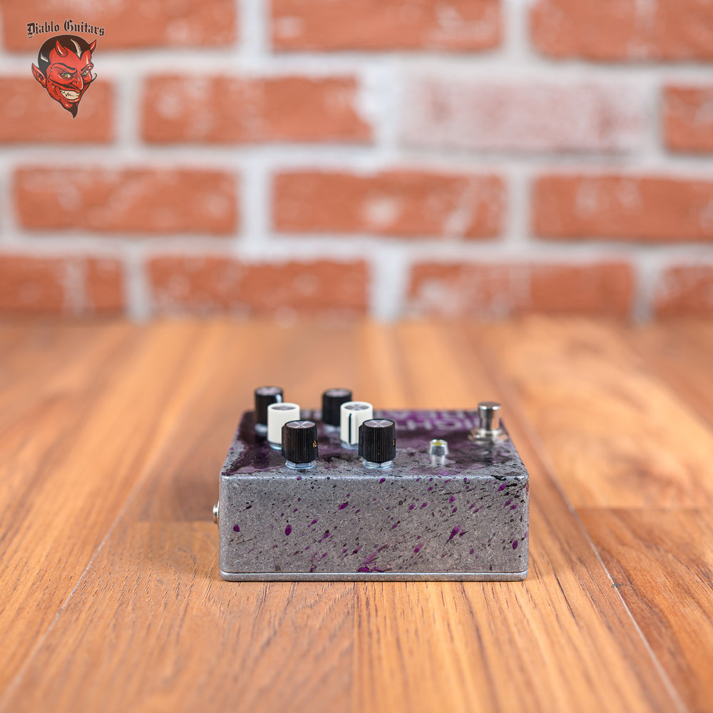 
                      
                        Benson Amps / Non-Human Audio Night Creatures Dual Delay / Reverb - Purple / Black
                      
                    