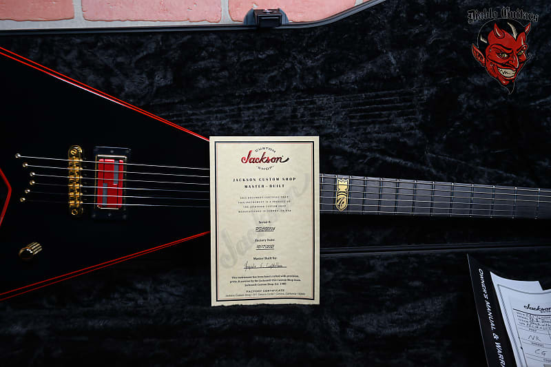 
                      
                        Jackson USA Custom Shop RR1 Bomber Master Built by Pasquale Campolattano Black with Red Pinstripes 2021 w/OHSC
                      
                    