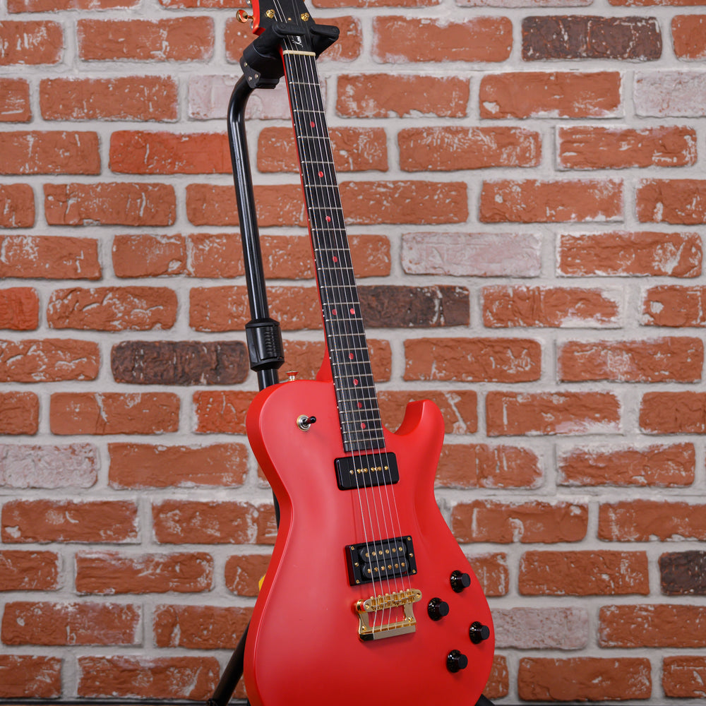 
                      
                        Knaggs Kenai T3 Red Satin 2017 w/OHSC
                      
                    