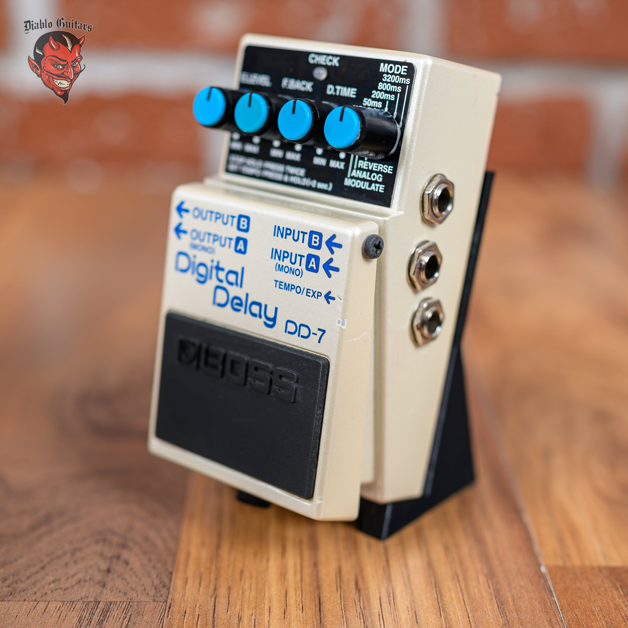 BOSS DD7デジタルディレイ Amazon.com: Boss DD-7 Digital Delay Pedal : Musical Instruments