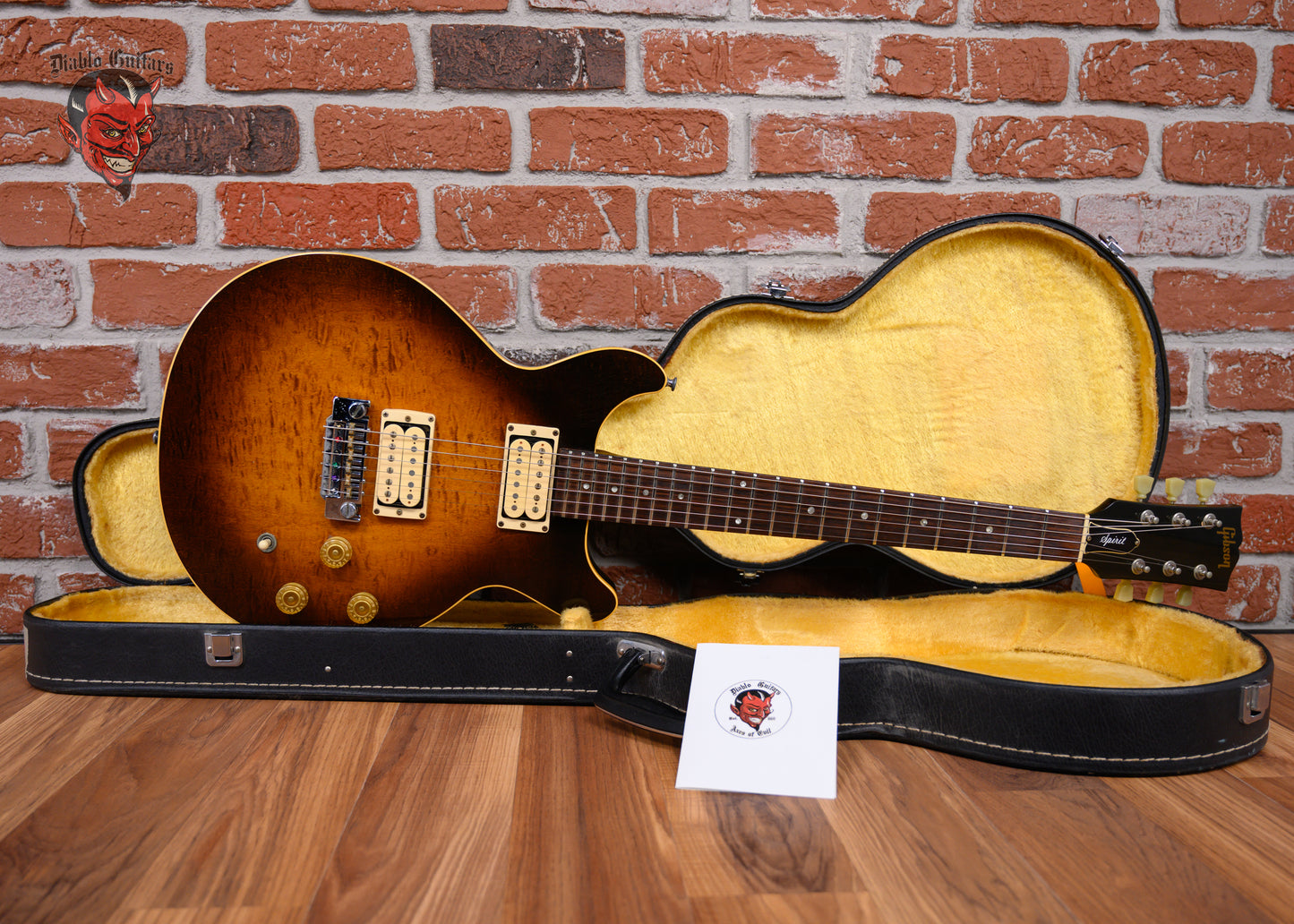 Gibson Spirit Figured Maple Top Sunburst 1983 w/Hard Shell Case