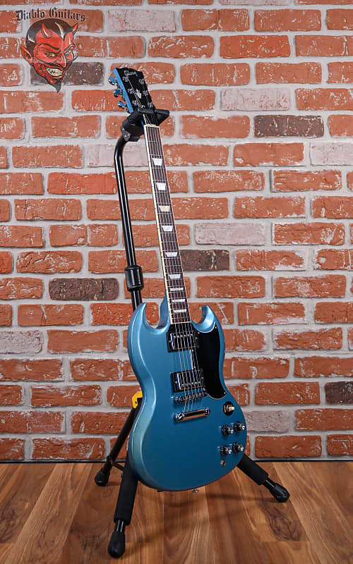 
                      
                        Gibson Limited Edition SG Standard Pelham Blue 2019 w/OHSC
                      
                    