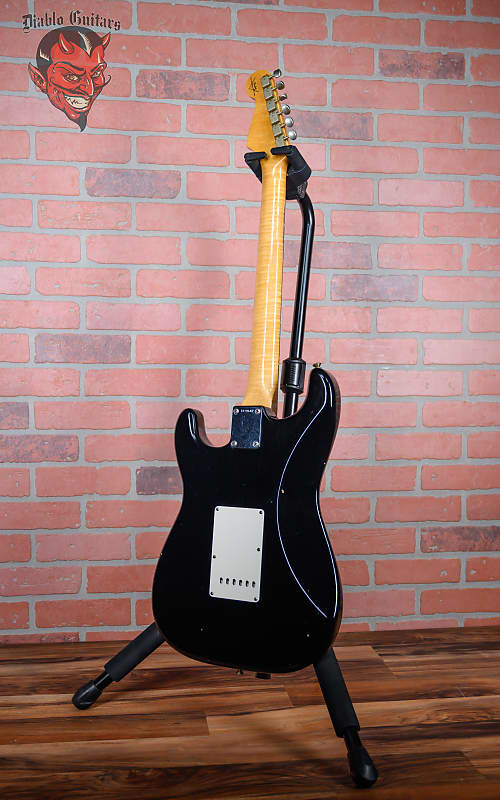 
                      
                        Fender Custom Shop Willcutt “True ‘62” 1962 Stratocaster Black Journeyman Relic 2022 w/OHSC
                      
                    