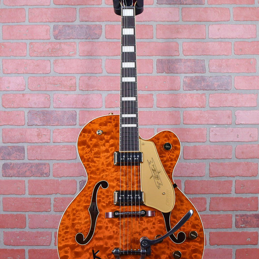 
                      
                        Gretsch G6120TGQM-56 Limited Edition Quilt Classic Chet Atkins Hollow Body with Bigsby Roundup Orange Stain Lacquer 2024 w/OHSC
                      
                    