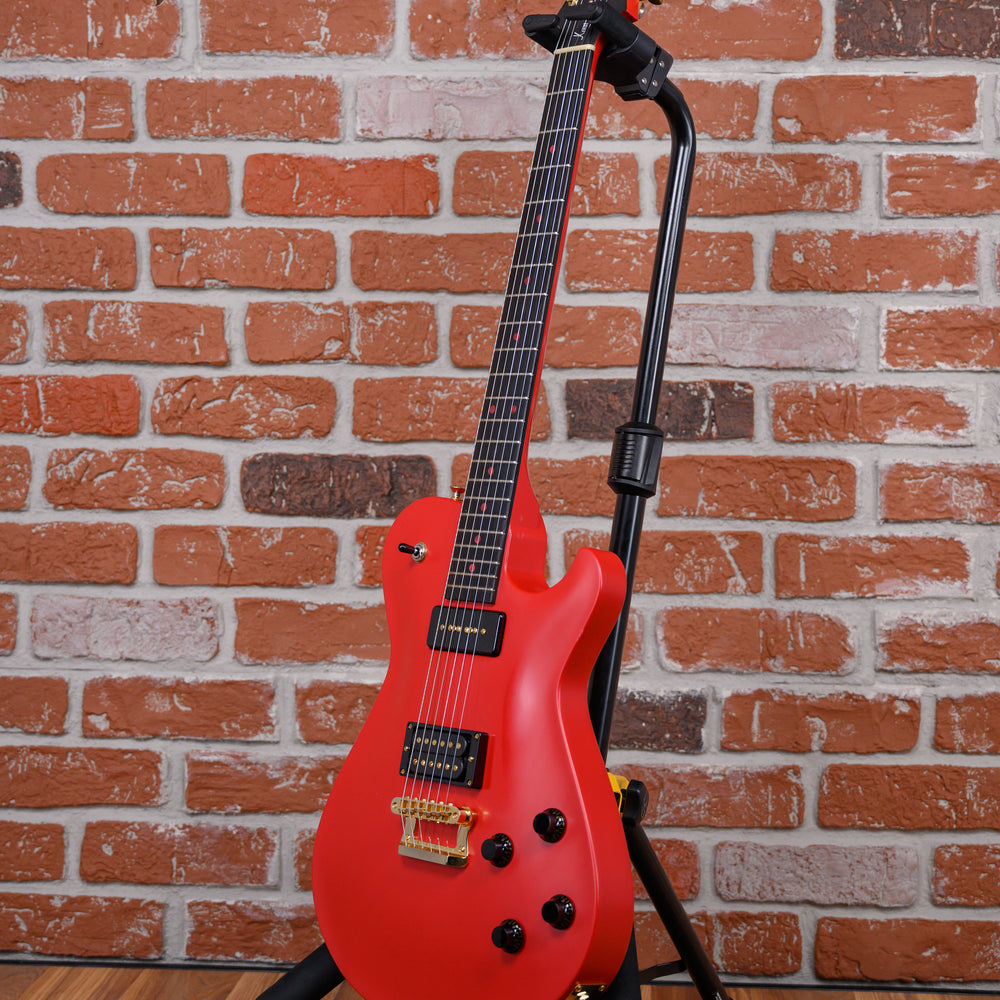
                      
                        Knaggs Kenai T3 Red Satin 2017 w/OHSC
                      
                    