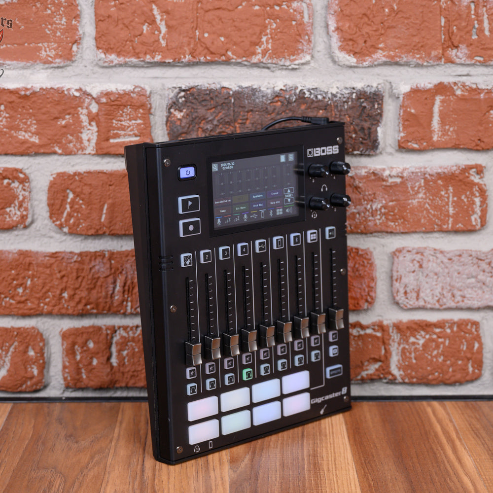 Boss Gigcaster 8 USB Streaming Mixer