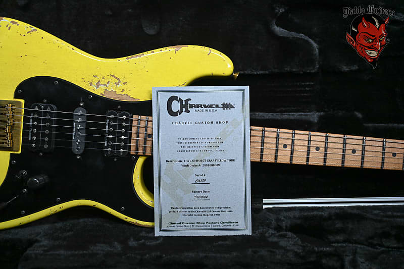 
                      
                        Charvel USA Custom Shop San Dimas HSH CT Relic Aged Nitro Graffiti Yellow Relic 2024 w/OHSC
                      
                    