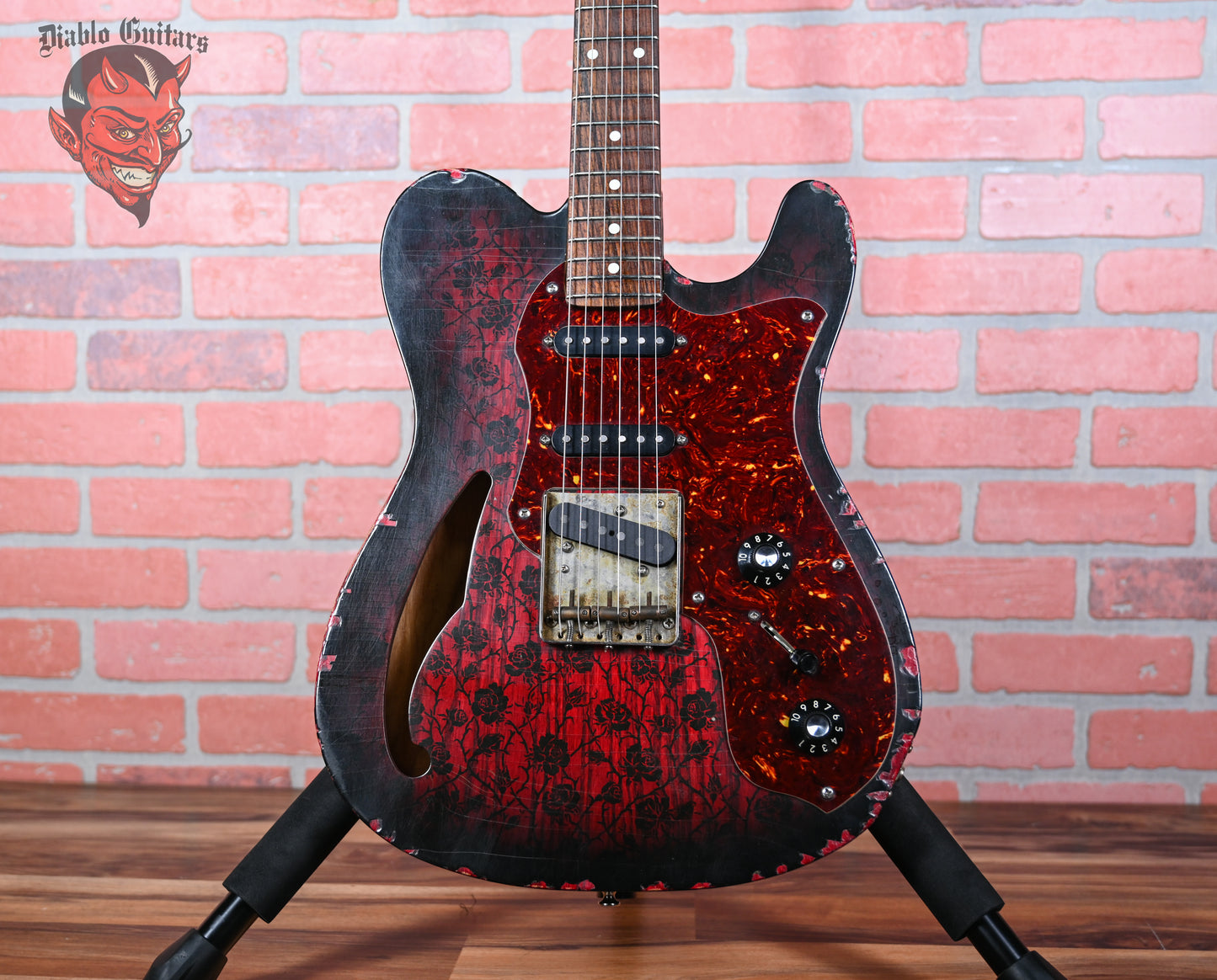 Echopark Clarance Rose Nitro Red Stain Burst with Rose Pattern Relic 2012 w/OHSC