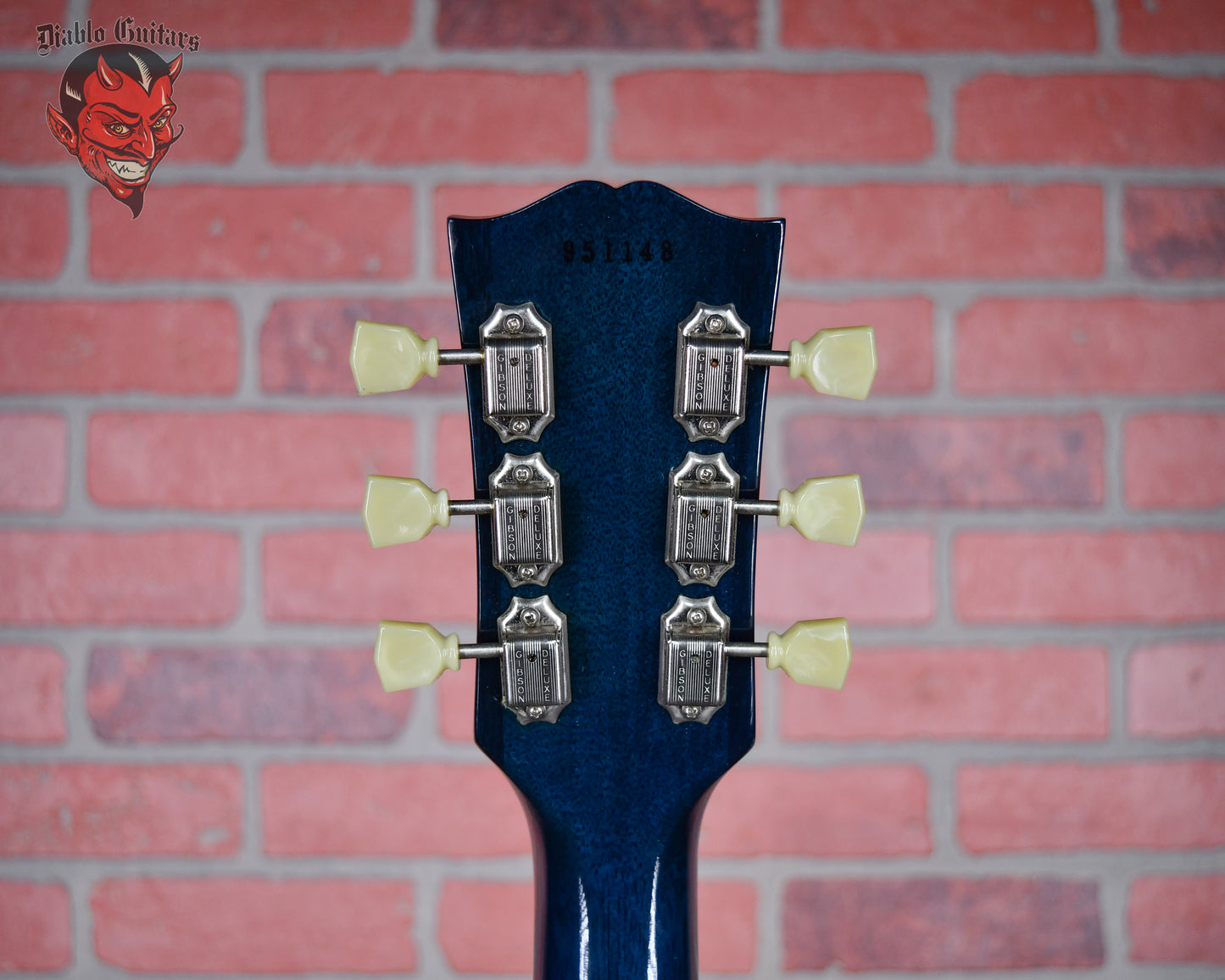 Gibson Custom Shop 1959 Les Paul Reissue Figured Maple Top Transparent White with Blue Back Finish 2005 w/OHSC