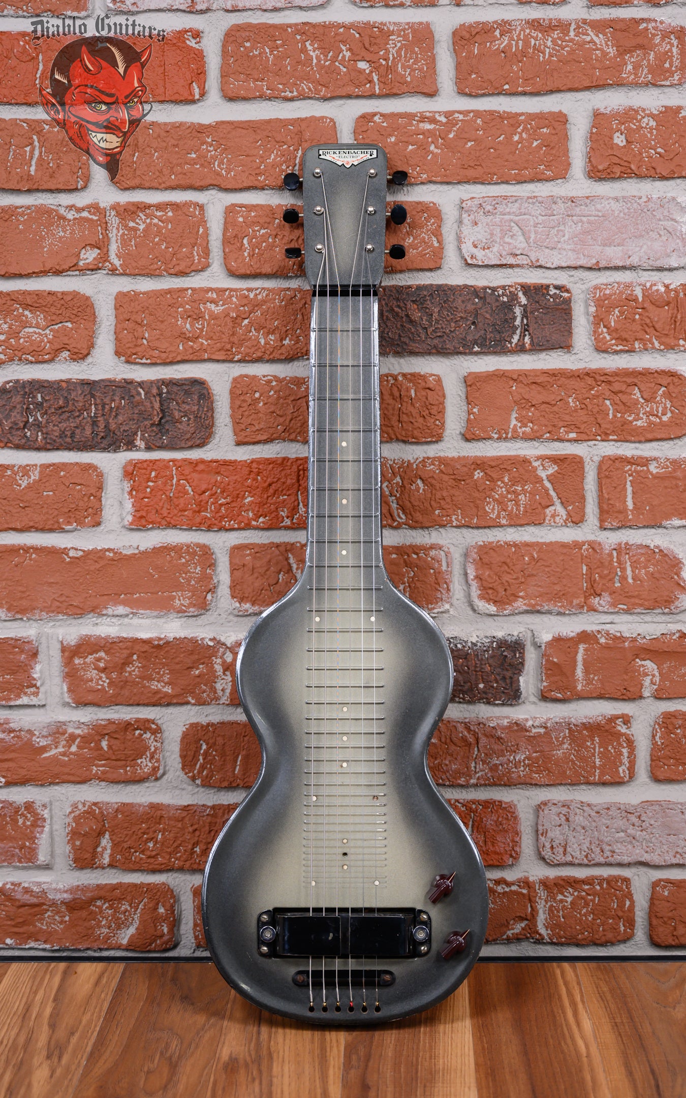 Rickenbacher ”Electro” NS Lap Steel Silverburst 1948-1950 w