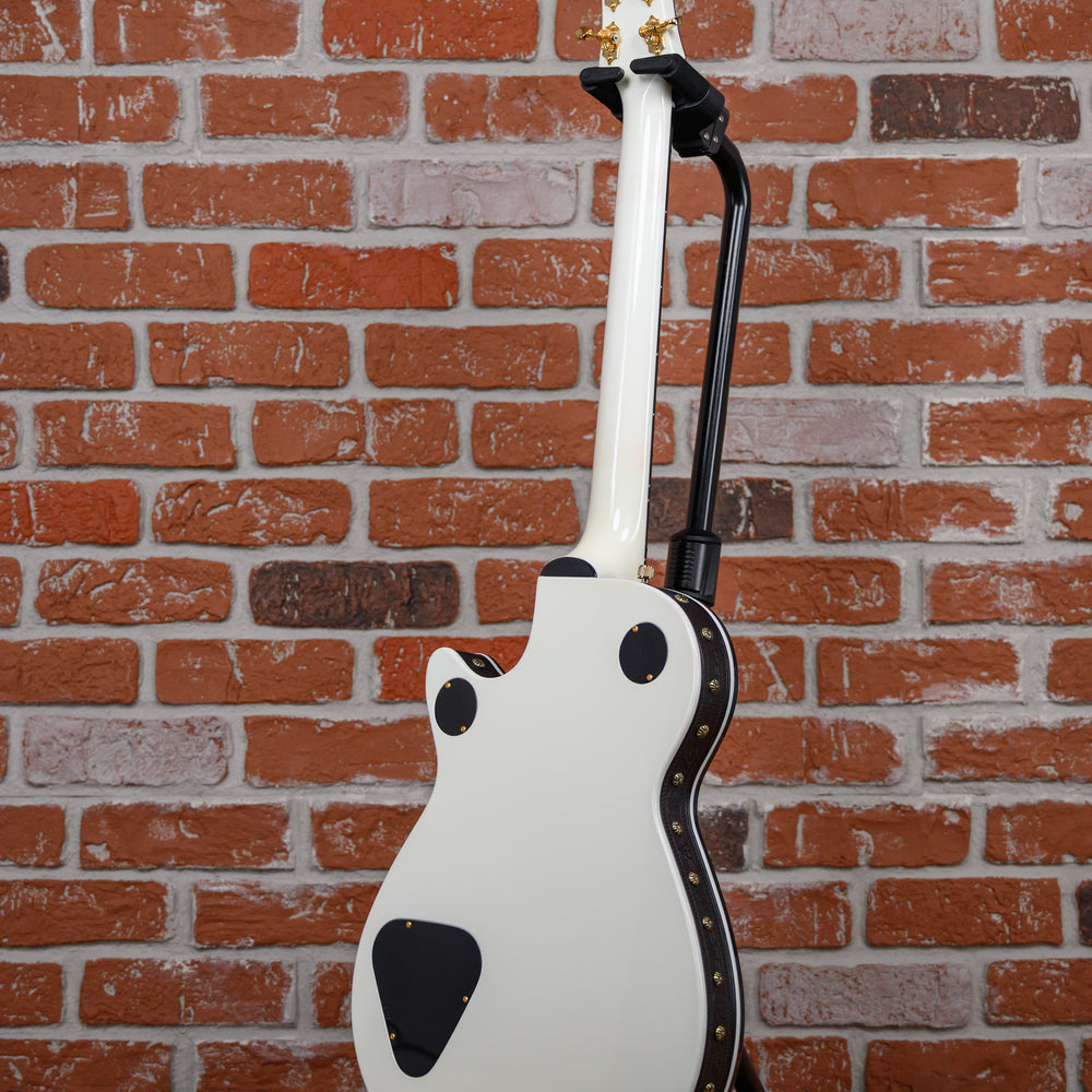 
                      
                        Gretsch USA Custom Shop G6130-54 Tuxedo Roundup NOS Masterbuilt By Chad Henrichsen Black Tuxedo 2024 w/OHSC
                      
                    