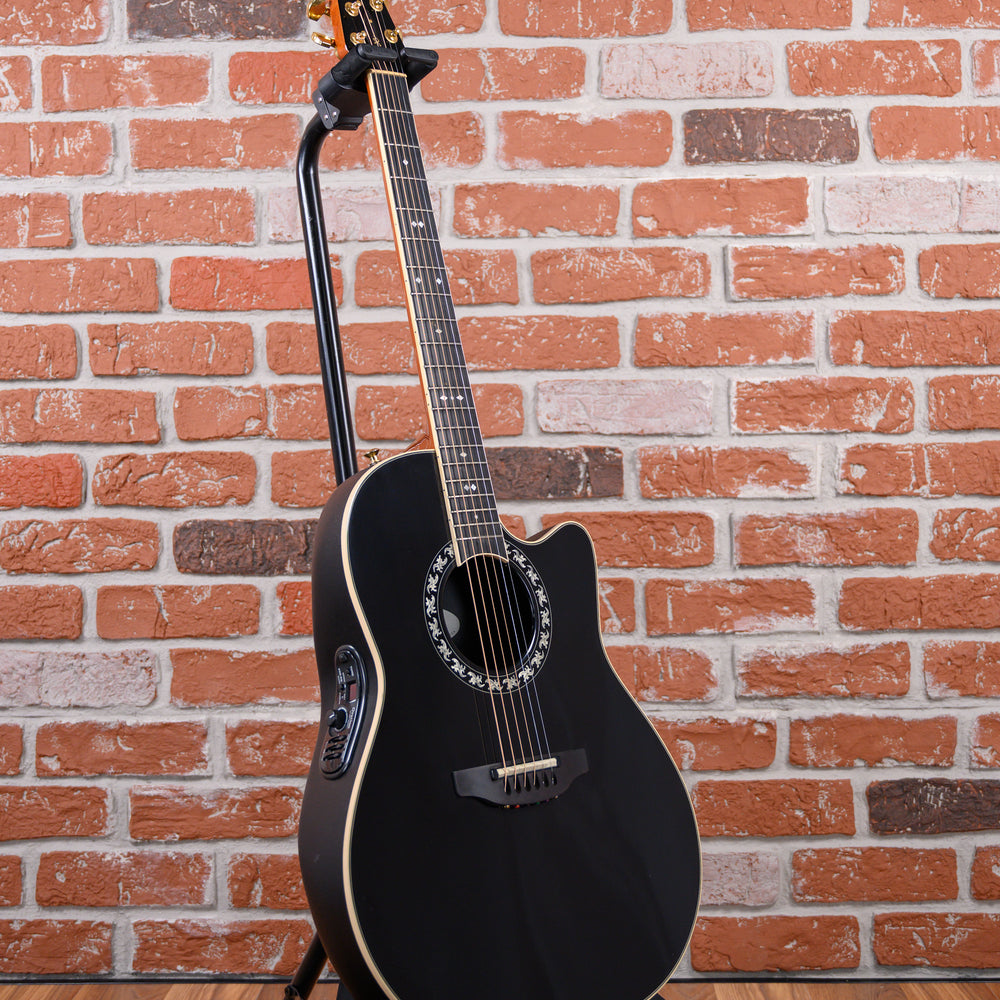 
                      
                        Ovation 1777 Lx Legend LX Black 2004 w/OHSC (Owned By Dave Mustaine)
                      
                    