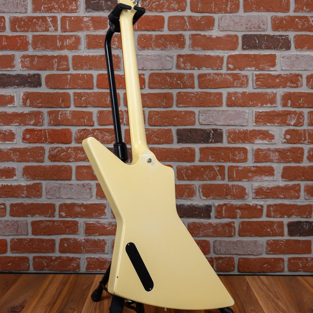 
                      
                        Gibson '76 Reissue Explorer Classic White 1990 w/OHSC
                      
                    