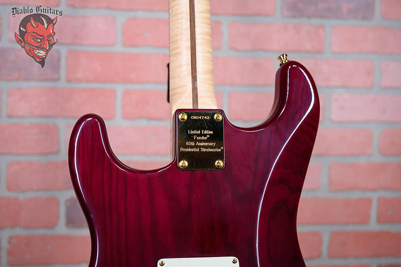 
                      
                        Fender Custom Shop 60th Anniversary Presidential Stratocaster AAA Flame Maple Top Wine Red Stain 2006 w/OHSC
                      
                    