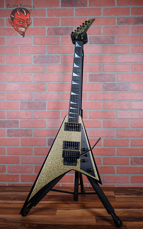 
                      
                        Jackson USA Custom Shop RR1 Rhoads Gold Sparkle with Black Bevels 2023 w/OHSC
                      
                    