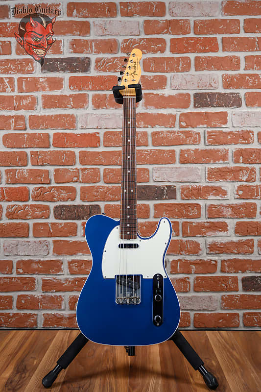 
                      
                        Fender American Original 60’s Telecaster Lake Placid Blue 2018 w/OHSC
                      
                    