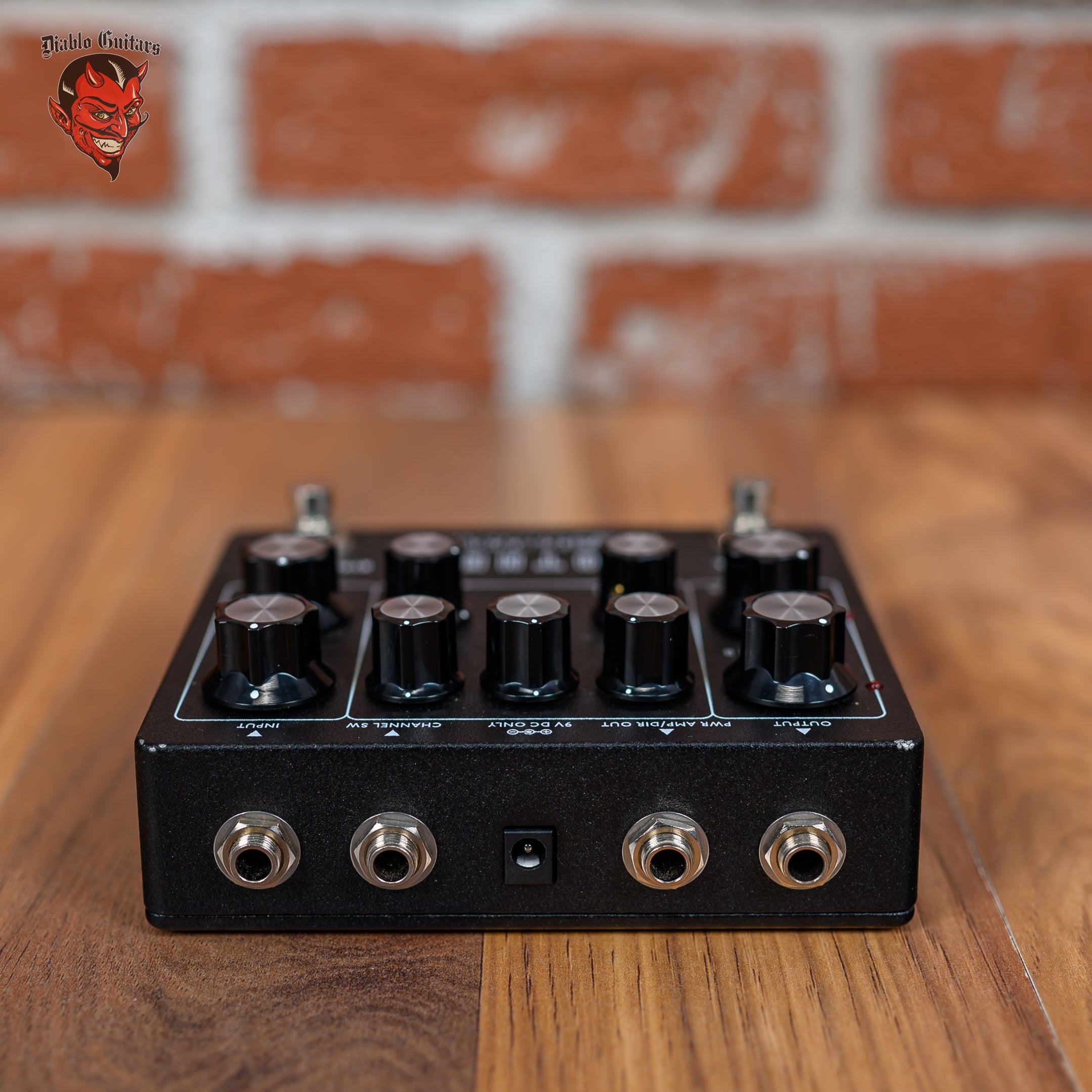 Science Amplification Mother Preamp Pedal – Diablo Guitars