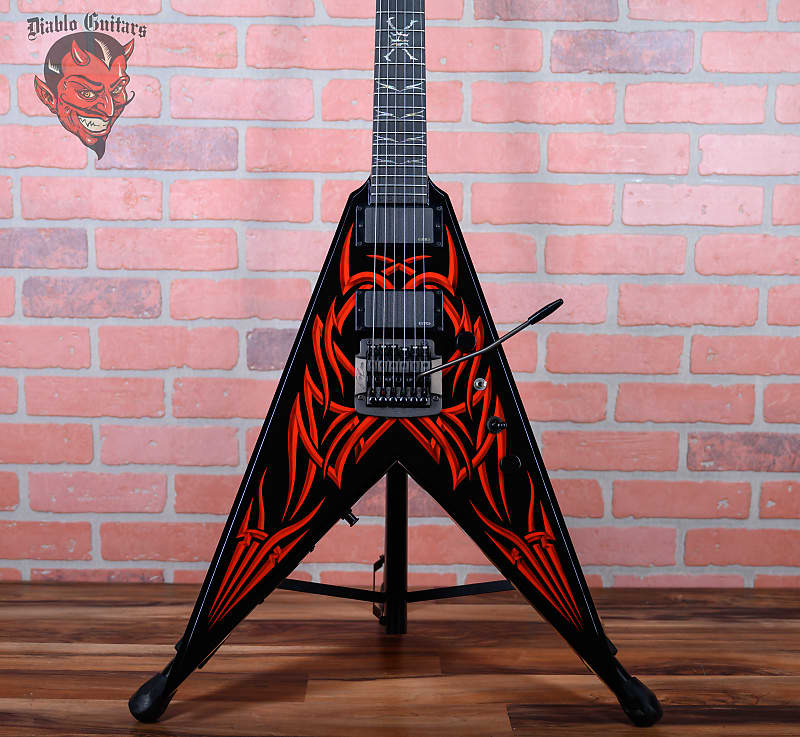 B.C. Rich USA Custom Shop KKV Kerry King 25th Anniversary V #4 of 25  Black with Red Tribal Graphics 2011 w/OHSC